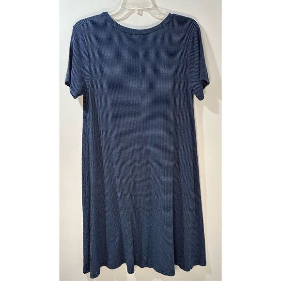Lush women’s blue & black short sleeve v-neck dress size medium. #32-0818 - Picture 2 of 5